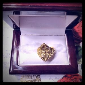 Woman's fashion Rings.